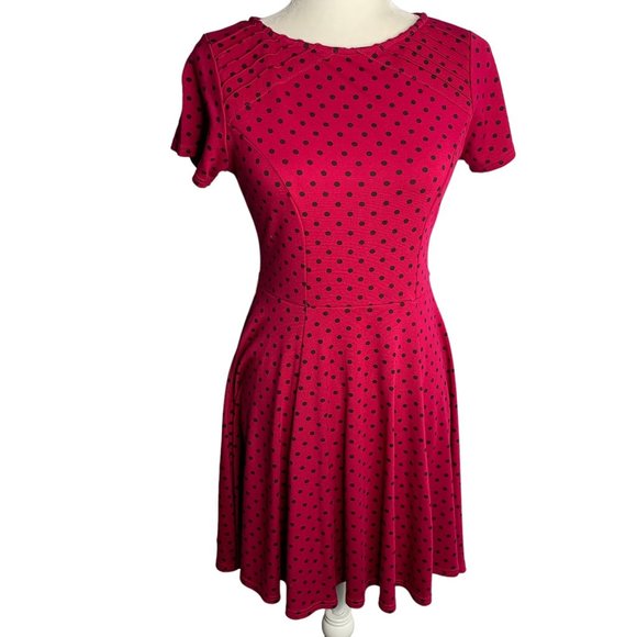Unique Vintage Retro Swing Dress M Fuchsia Polka Dot Pleated Zip Stretch Knit - Picture 1 of 6